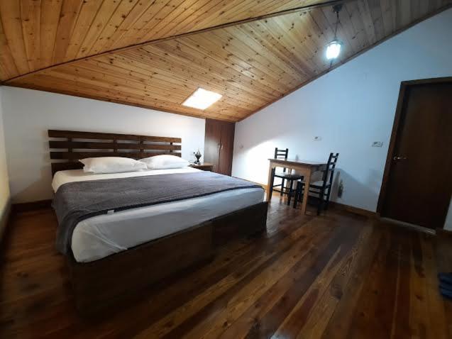 بيرات Hotel Demaj المظهر الخارجي الصورة